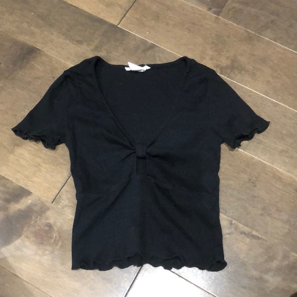 Black crop top. Streetwear society - Picture 2 of 4